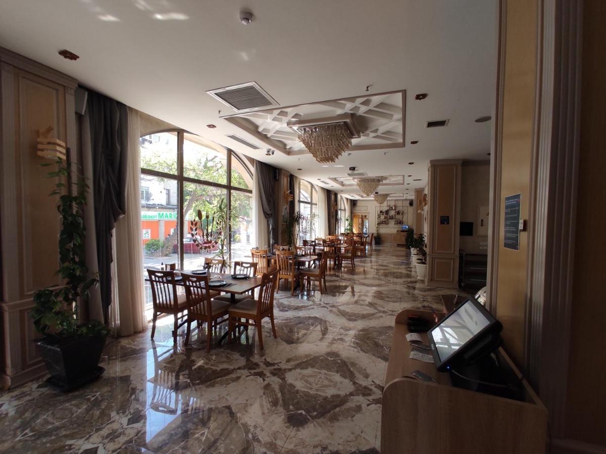 Golden City Hotel Baku Exterior foto