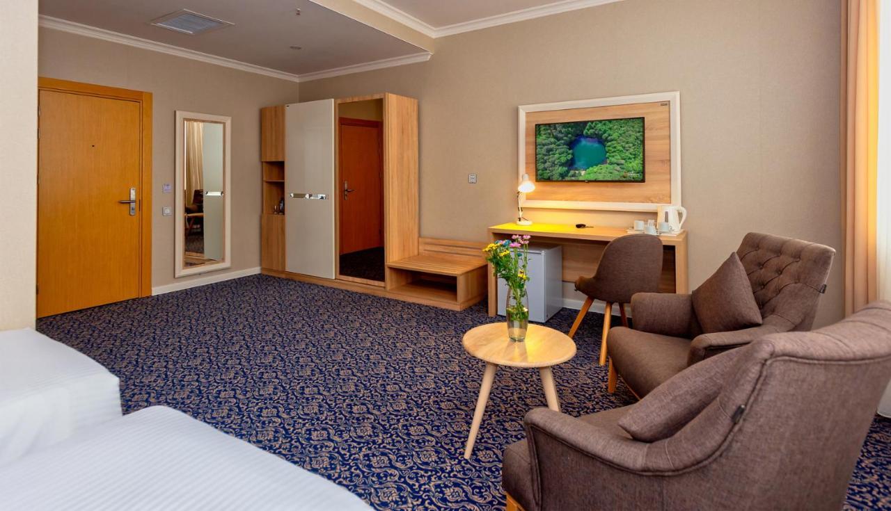 Golden City Hotel Baku Exterior foto